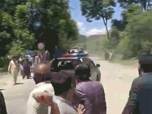 Pakistan PoK Protest Situation Update;  PAK PM Shehbaz Sharif Relief Package |  ACC |  Pakistani Rangers attacked with stones in PoK: Protestors did not agree even after the package of Rs 718 crore, protest against inflation continues for 4 days